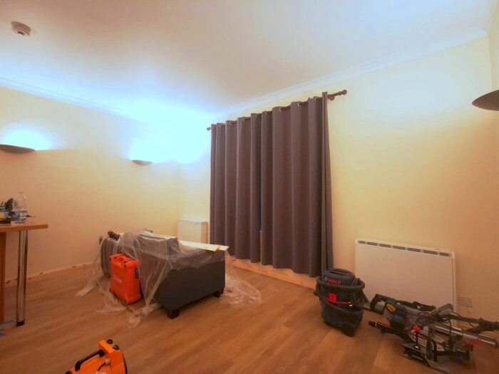 1 Bedroom Flat To Rent In Hartfield Road, Wimbledon SW19