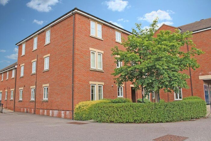 2 Bedroom Flat To Rent In Gras Lawn, St. Leonards, Exeter, EX2