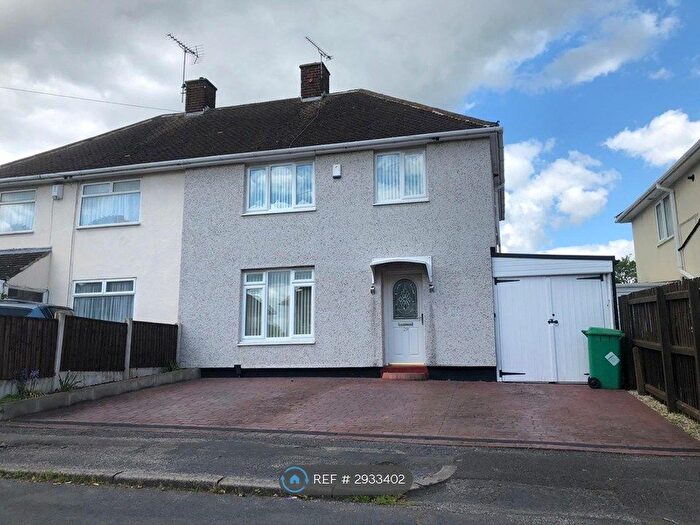 3 Bedroom Semi-Detached House To Rent In Chetwin Road, Nottingham, NG8