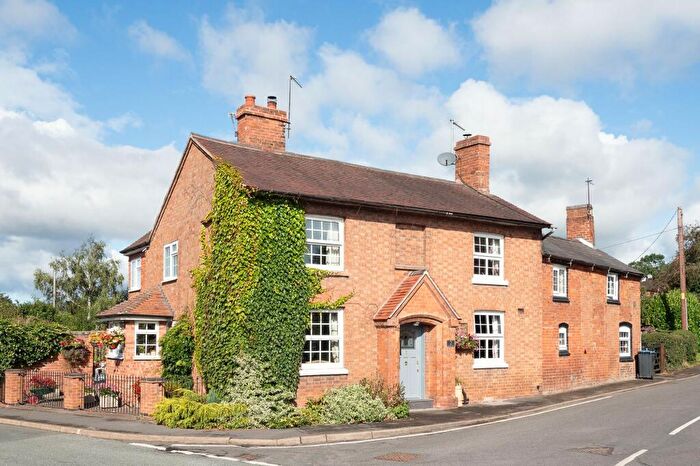 3 Bedroom Terraced House For Sale In Red Horse Corner, Norton Lindsey, CV35