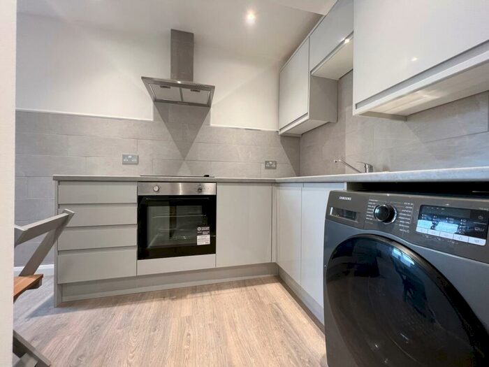 1 Bedroom Flat To Rent In David House, Fanny Street, Cathays, CF24