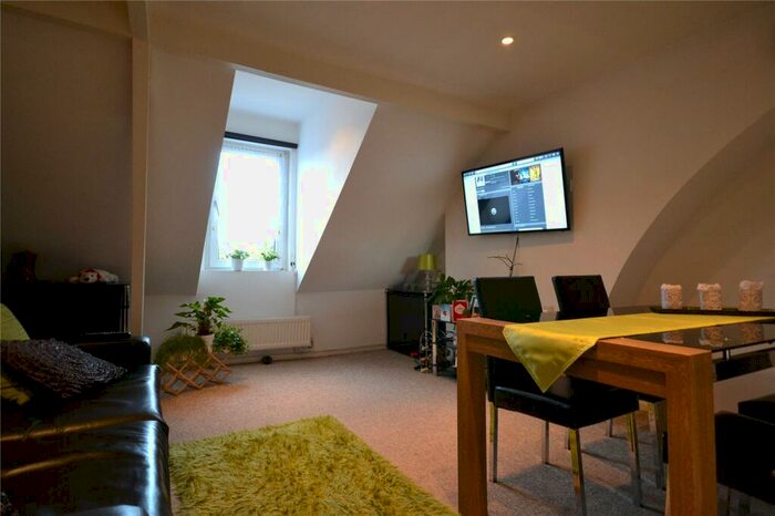 1 Bedroom Flat To Rent In Clive Street, Grangetown, CF11