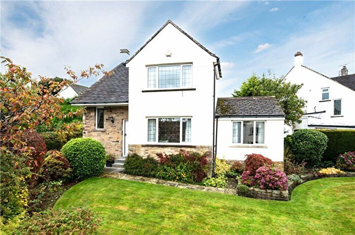 3 Bedroom Detached House For Sale In Ferrands Close, Harden, Bingley, West Yorkshire, BD16