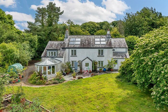 5 Bedroom Detached House For Sale In Brook Lane, Tavistock, PL19