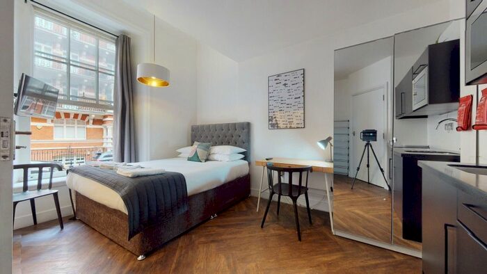 Studio To Rent In Draycott Avenue, London, SW3