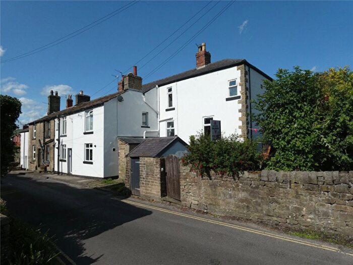 3 Bedroom End Of Terrace House For Sale In Bowden Lane, Chapel-En-Le-Frith, High Peak, Derbyshire, SK23