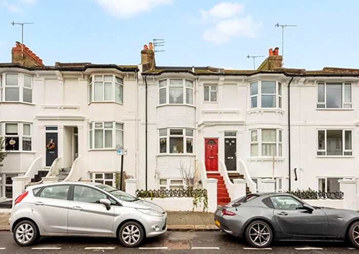3 Bedroom Maisonette For Sale In Livingstone Road, Hove, BN3