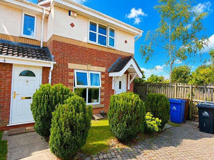 3 Bedroom End Of Terrace House For Sale In Buckingham Grove, Scartho Top, DN33