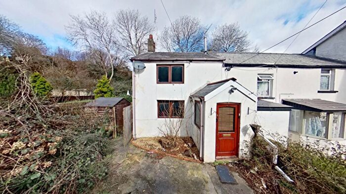 2 Bedroom Cottage For Sale In Cwmynyscoy Road, Pontypool, Gwent, NP4
