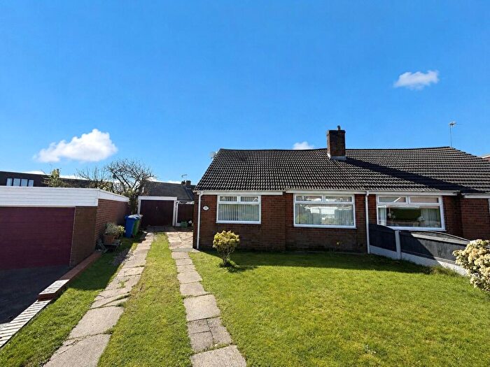 2 Bedroom Bungalow To Rent In Claremont Road, Milnrow, Rochdale, OL16