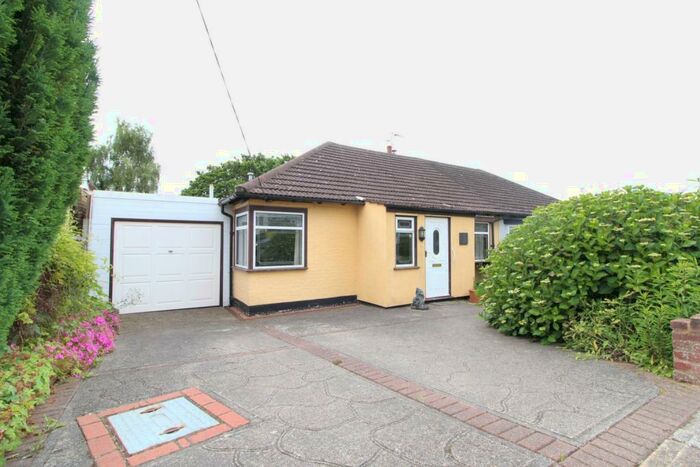 2 Bedroom Semi-Detached Bungalow To Rent In Fairmead Avenue, Benfleet, Essex, SS7