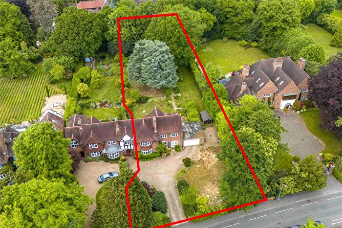 6 Bedroom House For Sale In Burkes Road, Beaconsfield, Buckinghamshire, HP9