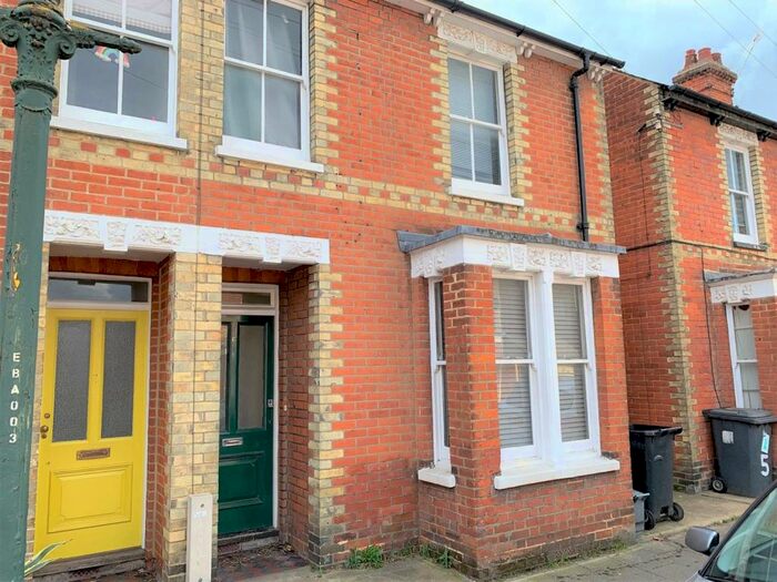 1 Bedroom Flat To Rent In Edward Road, Canterbury, CT1