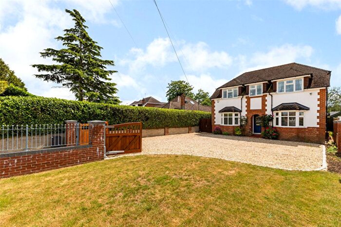 5 Bedroom Country House For Sale In Hatch Lane, Old Basing, RG24