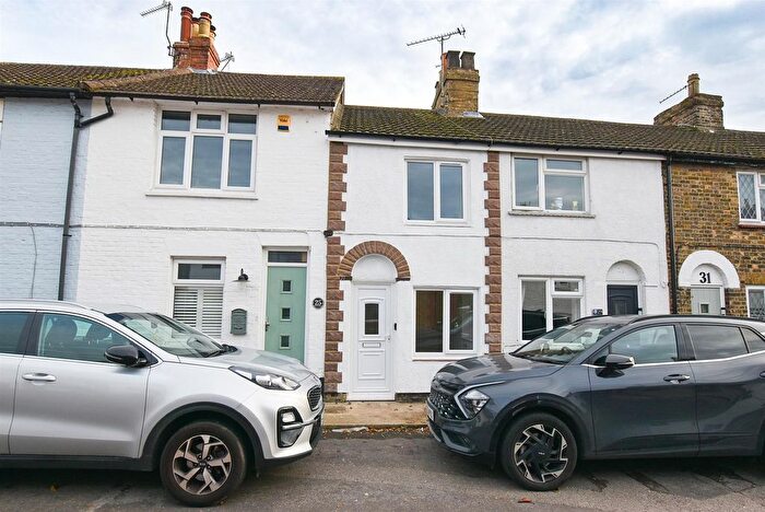 2 Bedroom Terraced House For Sale In Church Street, Burham, ME1