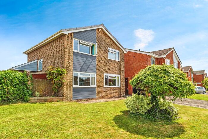 4 Bedroom Detached House For Sale In Worcester Gardens, Nailsea, Bristol, BS48