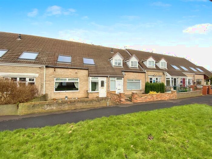 3 Bedroom Property To Rent In Douglas Close, South Shields, NE34