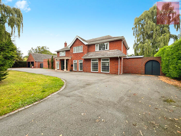5 Bedroom Detached House To Rent In Brickyard, Great Limber, Grimsby, DN37