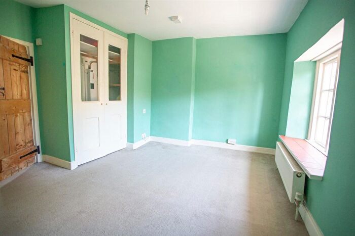 1 Bedroom Property To Rent In South Street, Hinton St. George, TA17