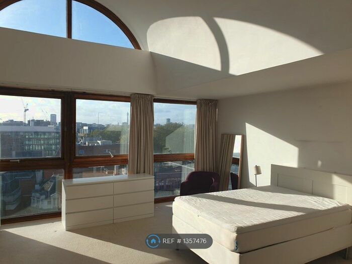 1 Bedroom Flat To Rent In John Trundle Court, London, EC2Y