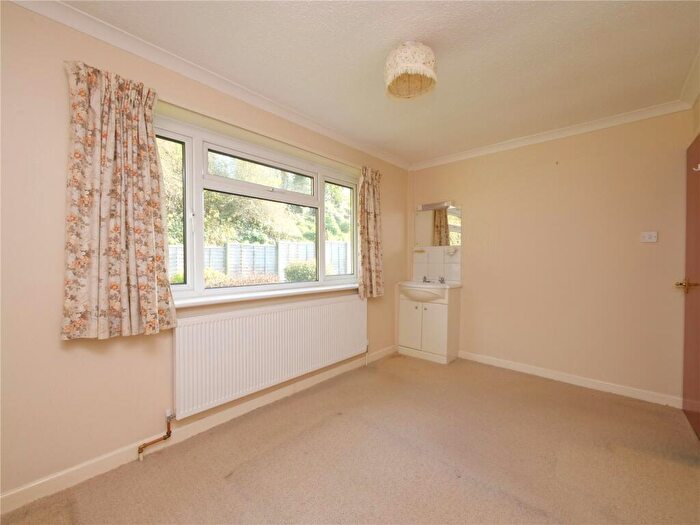 3 Bedroom Bungalow For Sale In Charlton Close, Shepton Mallet, BA4