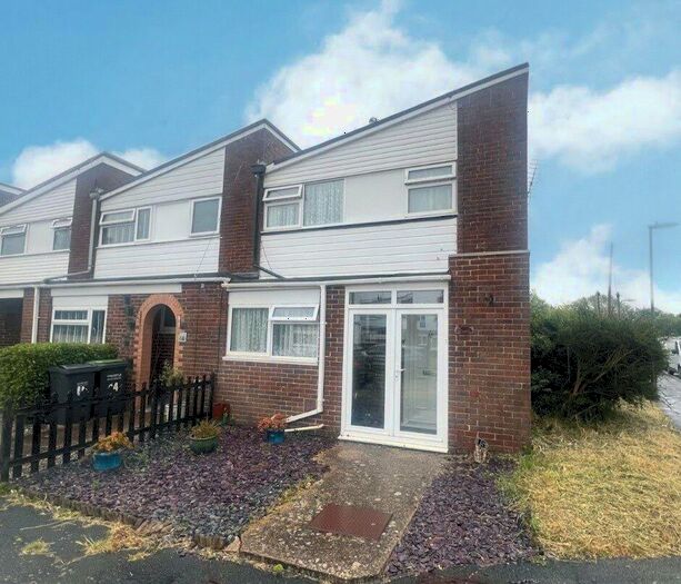3 Bedroom End Of Terrace House To Rent In Mabey Close, Gosport, Hampshire, PO12
