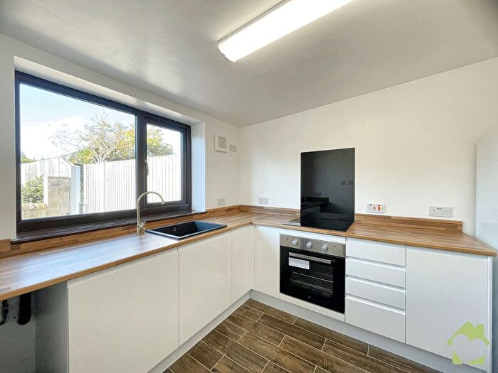 2 Bedroom Cottage For Sale In Garstang Road, Catterall, Preston, PR3