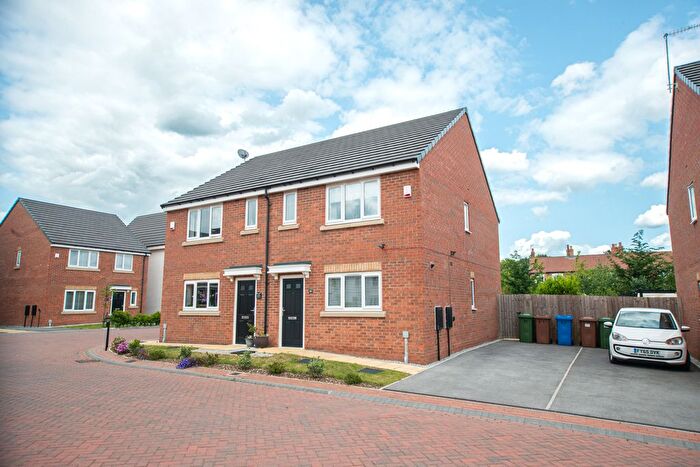 3 Bedroom Semi-Detached House To Rent In Harthill Avenue, Leconfield, Beverley, HU17