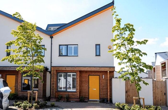 2 Bedroom Detached House To Rent In Jolly Mews, Mitcham, London, SW16