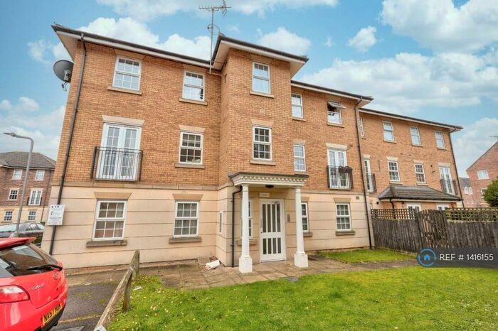 2 Bedroom Flat To Rent In Johnson Court, Northampton, NN4