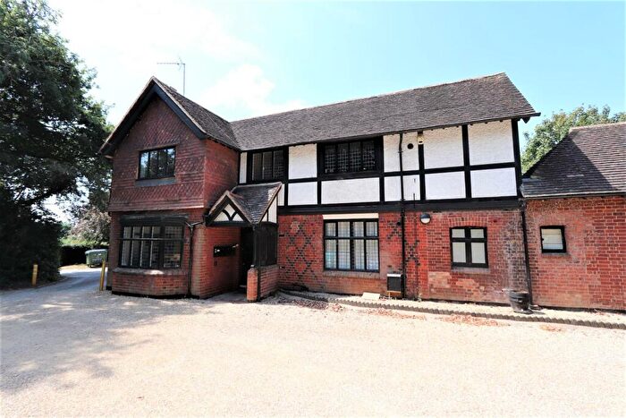 Studio To Rent In Village Of Wing, LU7