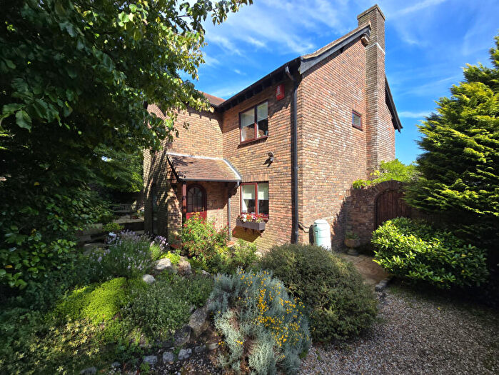 4 Bedroom Detached House For Sale In Pilgrim Place, Lymington, Hampshire, SO41