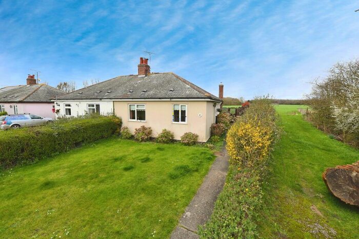 2 Bedroom Bungalow For Sale In Banters Lane, Great Leighs, Chelmsford, Essex, CM3