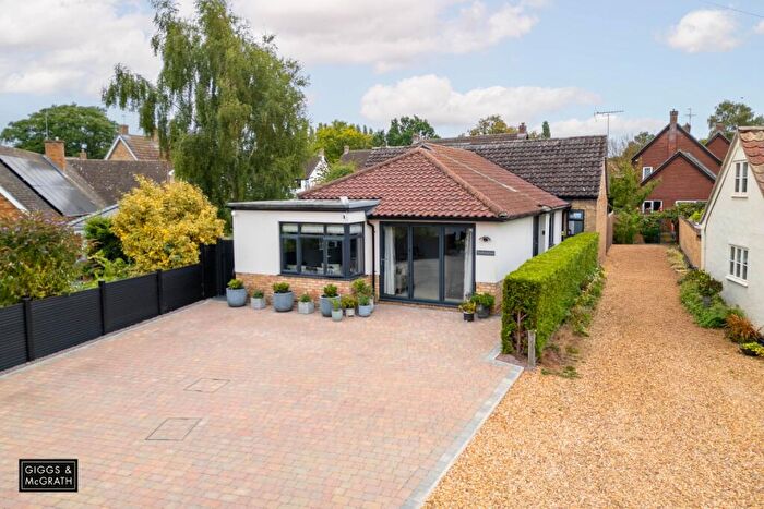 4 Bedroom Detached Bungalow For Sale In Potton Road, Hilton, Huntingdon, Cambridgeshire, PE28