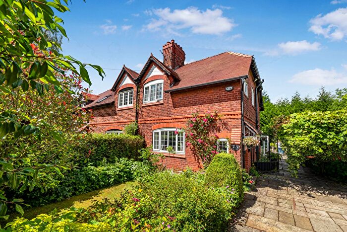 2 Bedroom Semi-Detached House For Sale In Rawstorne Road, Penwortham, PR1