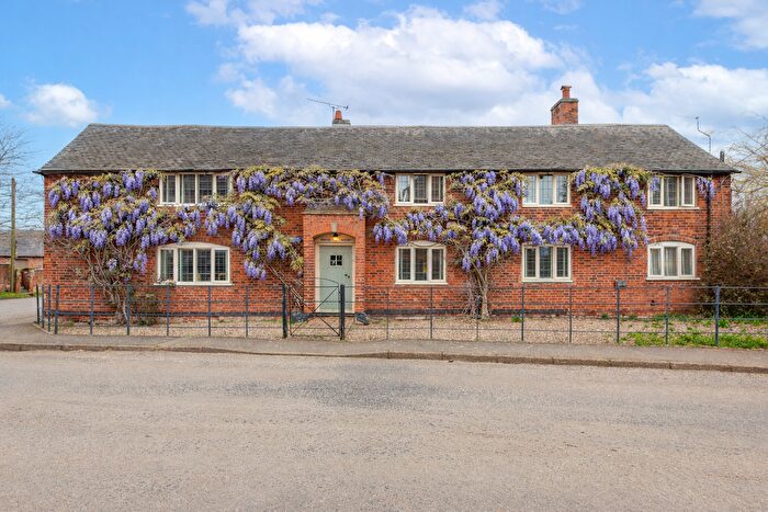 5 Bedroom Detached House For Sale In Main Road, Bilstone, CV13