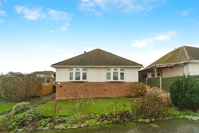 2 Bedroom Detached Bungalow For Sale In Alfray Road, Bexhill-On-Sea, TN40