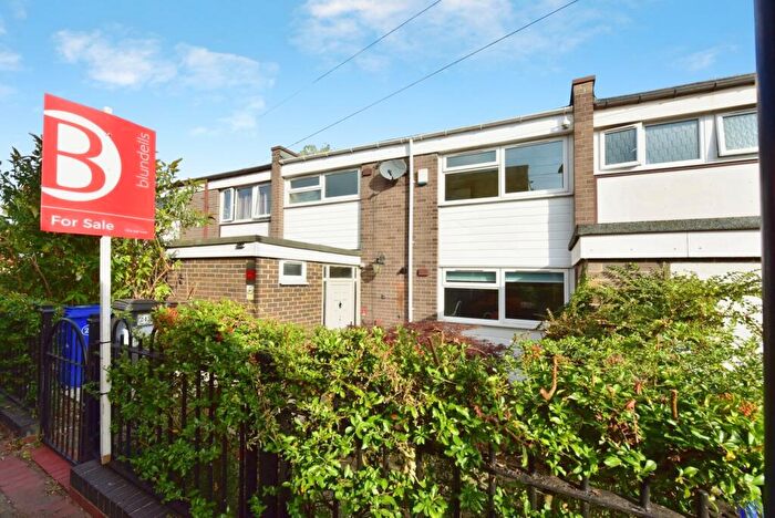 3 Bedroom Terraced House For Sale In Badger Road, Sheffield, S13