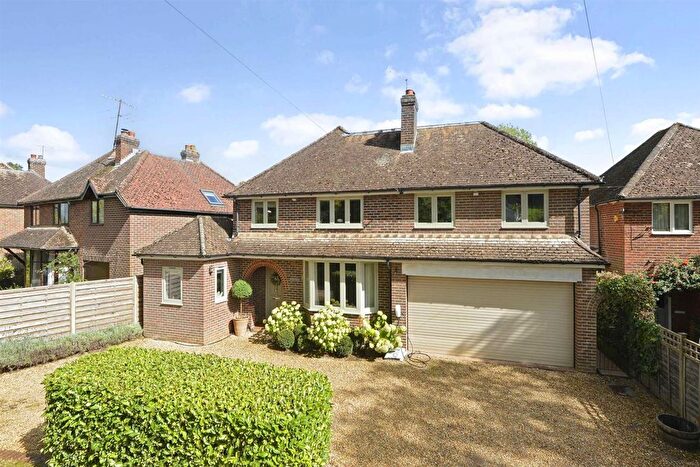 5 Bedroom Detached House For Sale In Wonersh, Guildford, GU5