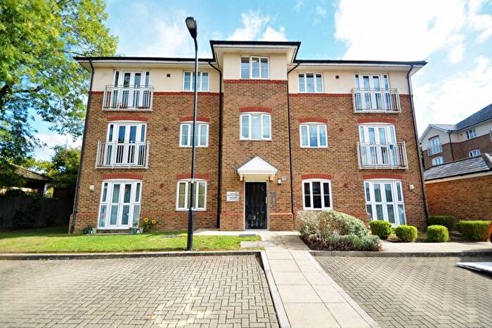 1 Bedroom Flat To Rent In Periwood Crescent, Perivale, UB6