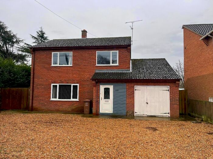 3 Bedroom Detached House To Rent In Smeeth Road, Marshland St. James, Wisbech, PE14