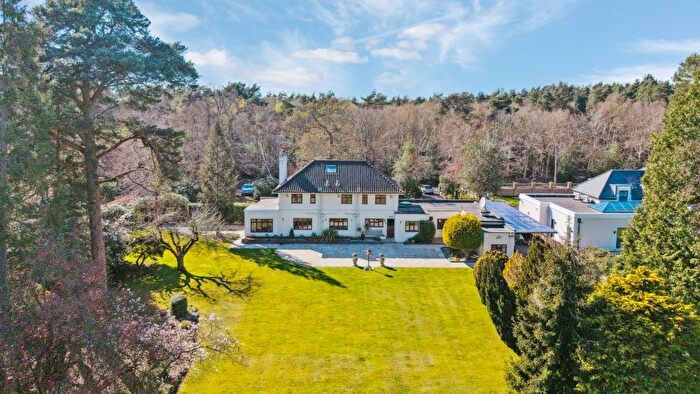 4 Bedroom Detached House For Sale In Slade Oak Lane, Gerrards Cross, Buckinghamshire, SL9