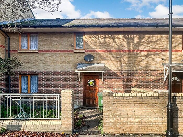 3 Bedroom Terraced House For Sale In Ching Way, London, E4
