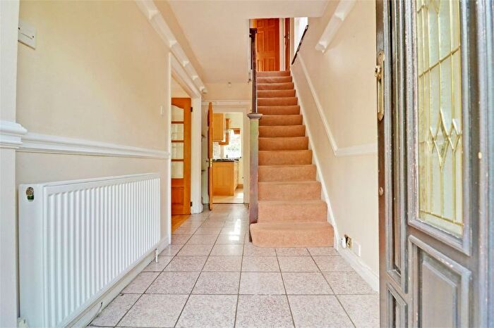 3 Bedroom Semi-Detached House To Rent In Mandeville Road, Northolt, UB5