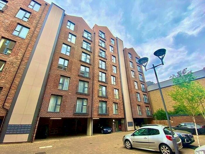 2 Bedroom Apartment To Rent In Abbey Road, Barking, IG11