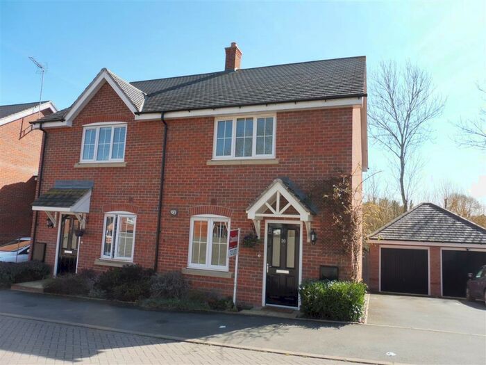 3 Bedroom End Of Terrace House To Rent In Manders Croft, Southam, CV47