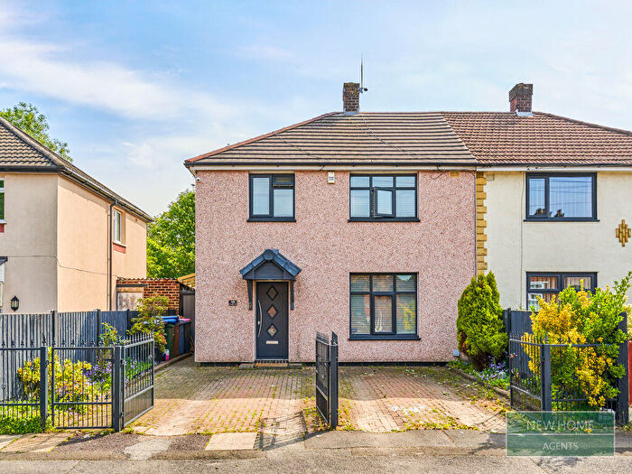 3 Bedroom Semi-Detached House For Sale In Salisbury Road, Eccles, Manchester, M30