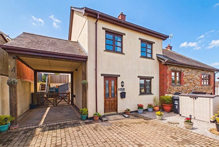 3 Bedroom Semi Detached House For Sale In Rectory Road, Morchard Bishop, EX17