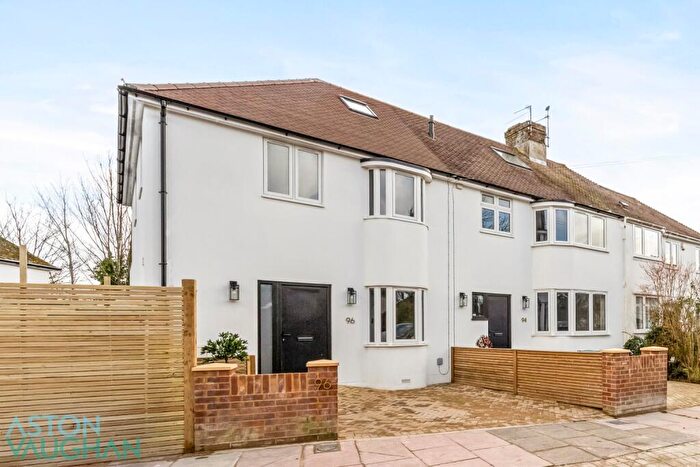 3 Bedroom Semi Detached House For Sale In Overhill Drive, Brighton, BN1