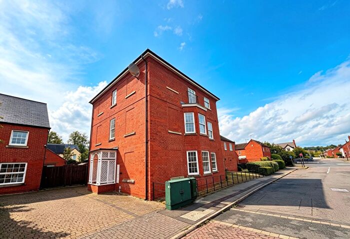 2 Bedroom Flat To Rent In Marsh Lane, Stratford-Upon-Avon, CV37